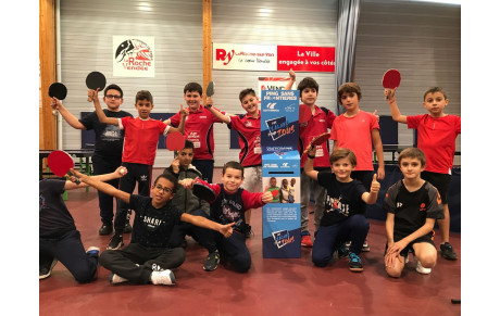 Le TT La Roche Vendée crée un lien avec Ping Sans Frontières