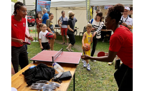 Le TT La Roche Vendée au forum des sports de La Roche/Yon